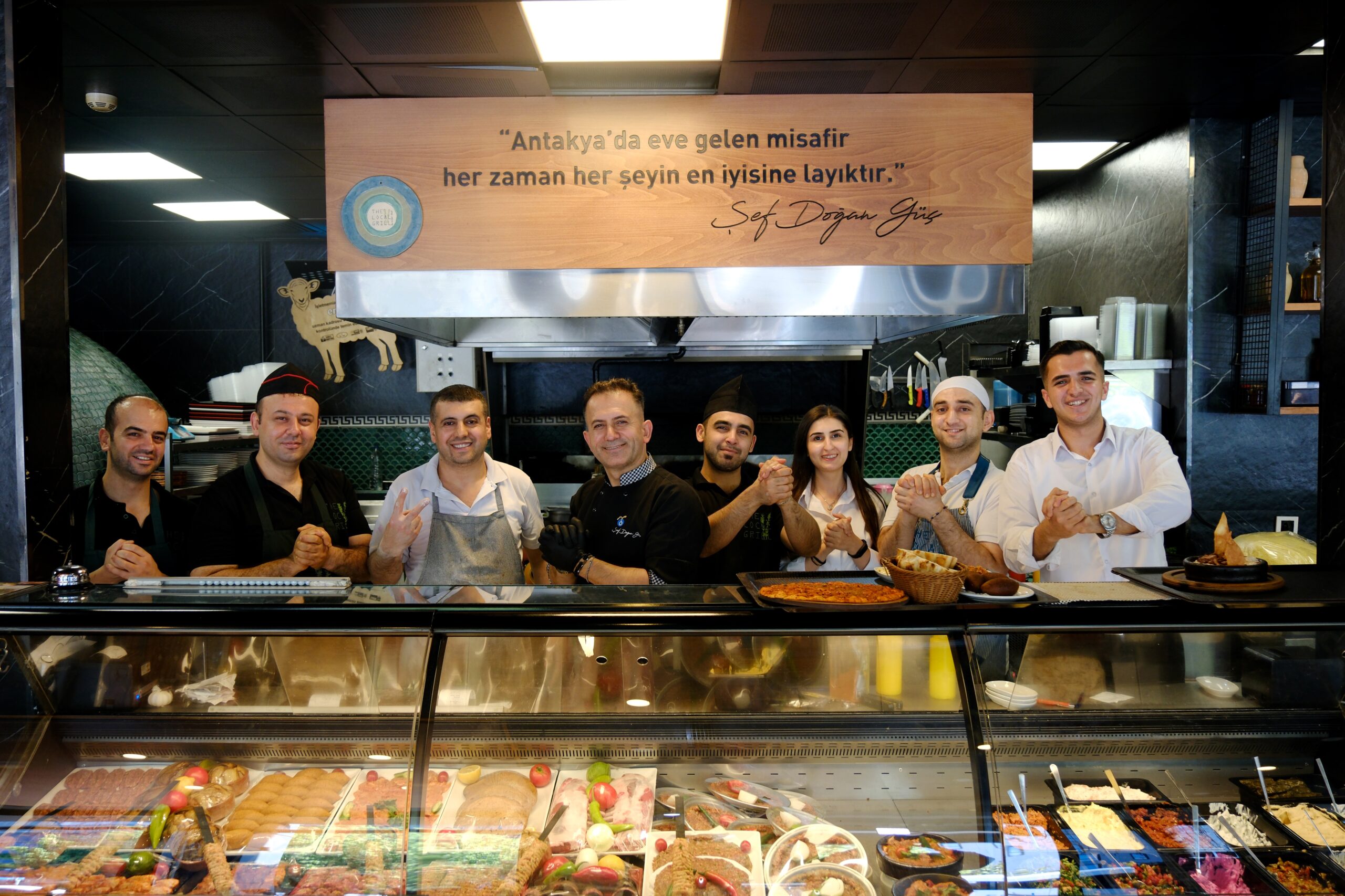 the local grill usta ekip